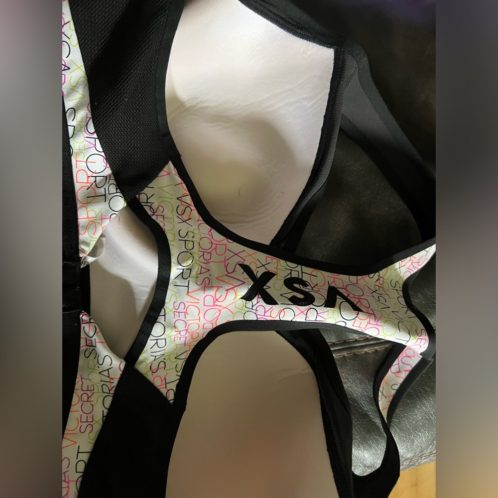 Victoria secret sports bra, 38d